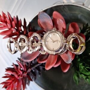 Quartz Silver Chain Link Watch with Extender